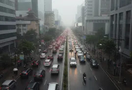 Tips Menjaga Produktivitas Tim Lapangan di Tengah Cuaca Tak Menentu Bulan November